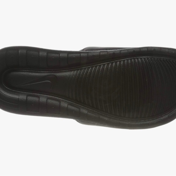 Nike Women’s Gymnastics Shoe Brand New - Picture 5 of 8